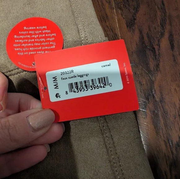 NWT Spanx Faux Suede Leggings Medium - Picture 3 of 8